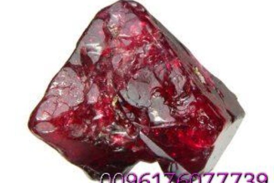 حجر الياقوت الأصلي والمخدم-اقوى وافضل شيخة روحانية مغربية الشيخة ام عبد اللطيف0096176077739